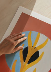 Spēcīgas krāsas satiekas dinamiskā un harmoniskā izteiksmē-5