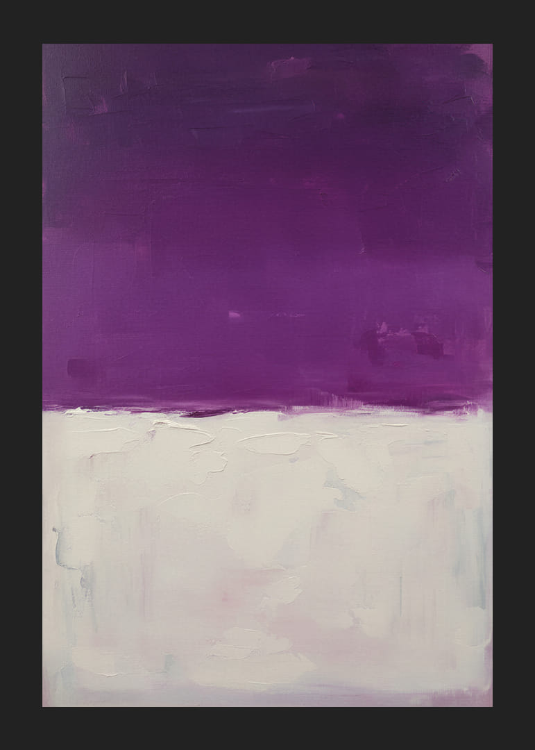 En harmonisk övergång mellan djupt lila och mjukt vitt-12