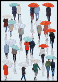 Los coloridos paraguas se reflejan juguetonamente en la calle empapada por la lluvia.-2