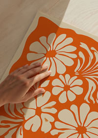 I fiori dai vivaci colori arancioni diffondono gioia ed energia.-3