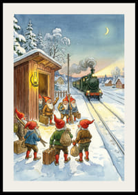 Besneeuwd treinstation met elfjes en de lantaarn die oplicht-2