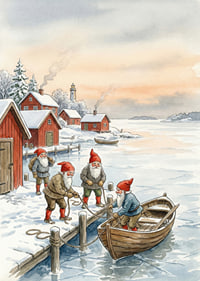 Julstämning vid bryggan med tomtar mot en vinterhimmel-7