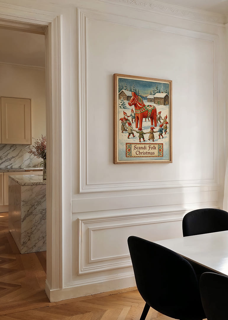 Tomtar dansar kring en röd Dalahäst i vintersnö-12