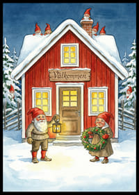 Tomtar välkomnar med krans och lykta i vintersnö-2