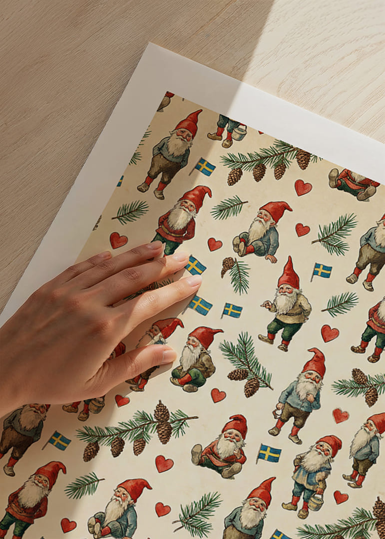 Julstämning med tomtenissar och svenska flaggor-12
