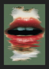 Výrazné červené pery na zelenom pozadí vytvárajú dramatický dojem.-5