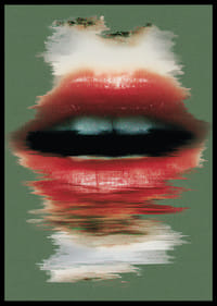 Výrazné červené pery na zelenom pozadí vytvárajú dramatický dojem.-2