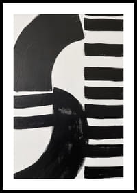 Schwarz-weiße Formen in perfekter Balance verleihen dem Ganzen ein stilvolles Flair.-0