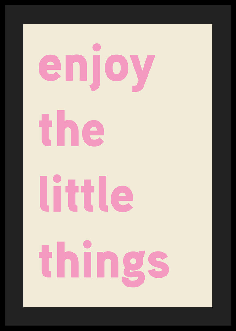 Un texte rose pâle sur fond beige offre une inspiration chaleureuse.-12