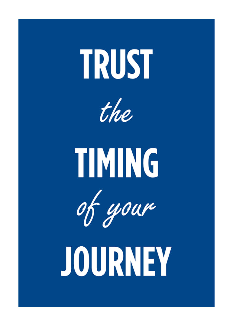 Frase inspiradora sobre um fundo azul escuro.-12