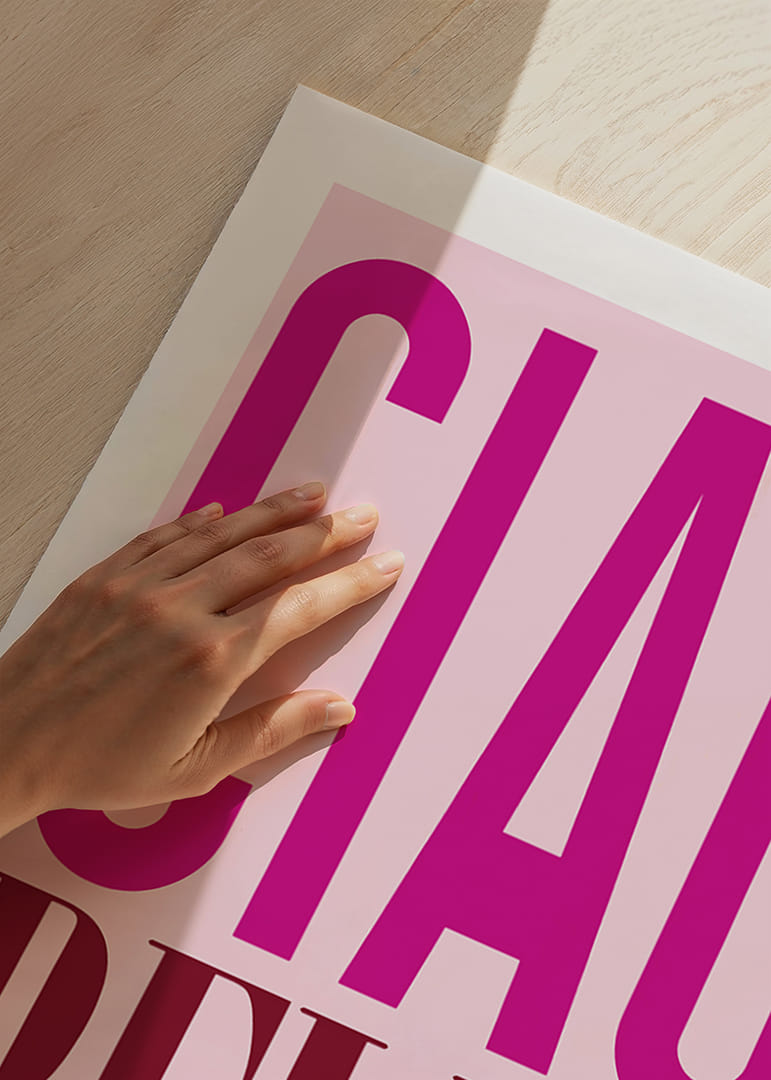 Livfullt och festligt uttryck i rosa toner.-12