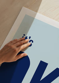 Enkelt och lugnande budskap i blått.-5