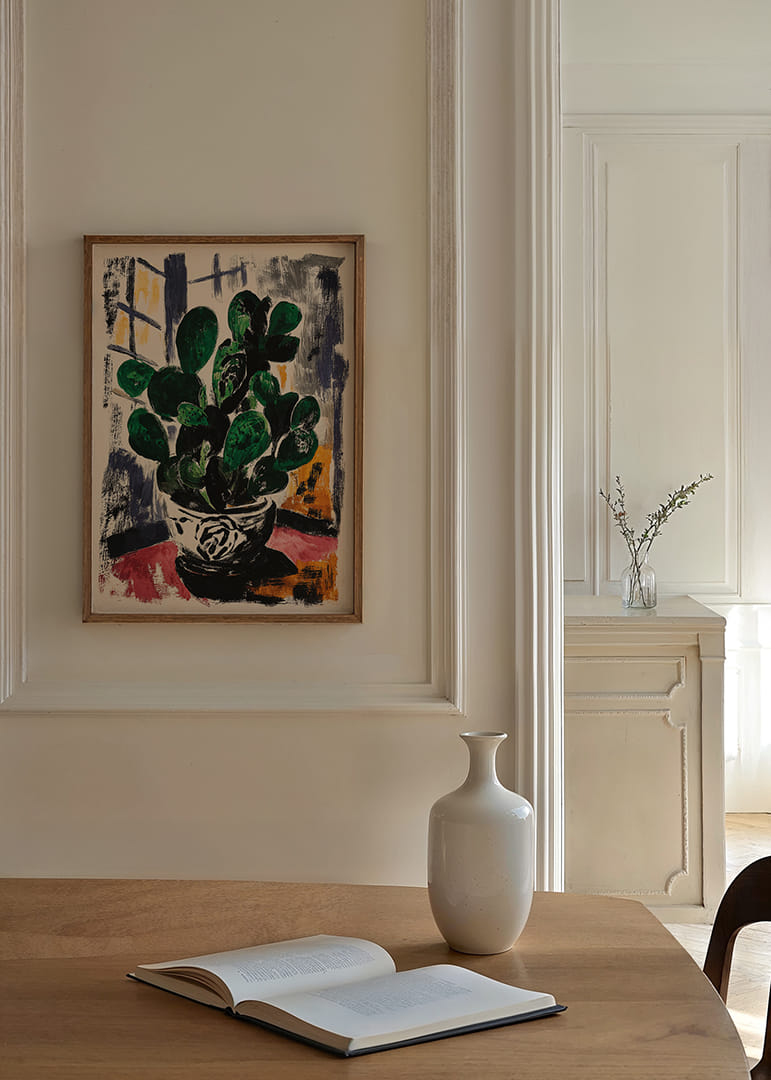 Ein Kaktus in einem künstlerischen Kontext mit kühnen Pinselstrichen.-12