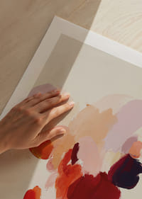 Kleurrijke penseelstreken creëren een harmonieuze abstractie.-5