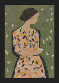 Az őszi levelekkel körülvett nő egy álomszerű világban.-5