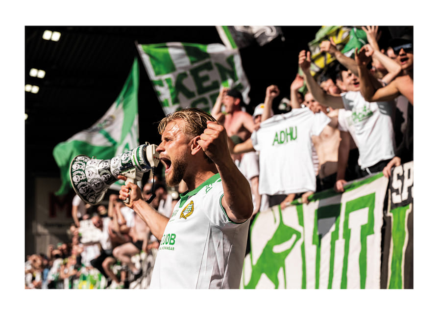 Simon Strand Hammarby Med Supportrar 2025 No2-12