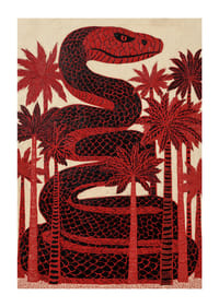 En imponerende slangeagtig sløjfe blandt røde palmer.-1