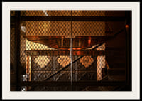 Robust and industrial aesthetic, perfect for coffee lovers.-4