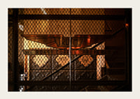 Robust and industrial aesthetic, perfect for coffee lovers.-5