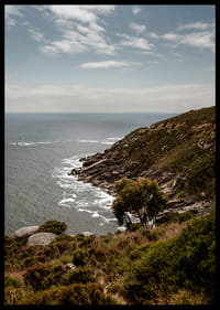 Le drame en bord de mer rencontre la tranquillité de la nature.-2