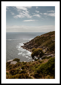 Drama by the sea meets the tranquility of nature.-2