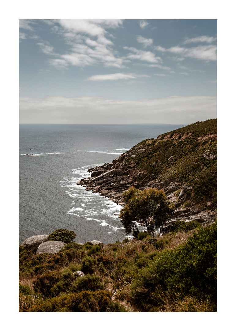 Drama by the sea meets the tranquility of nature.-12