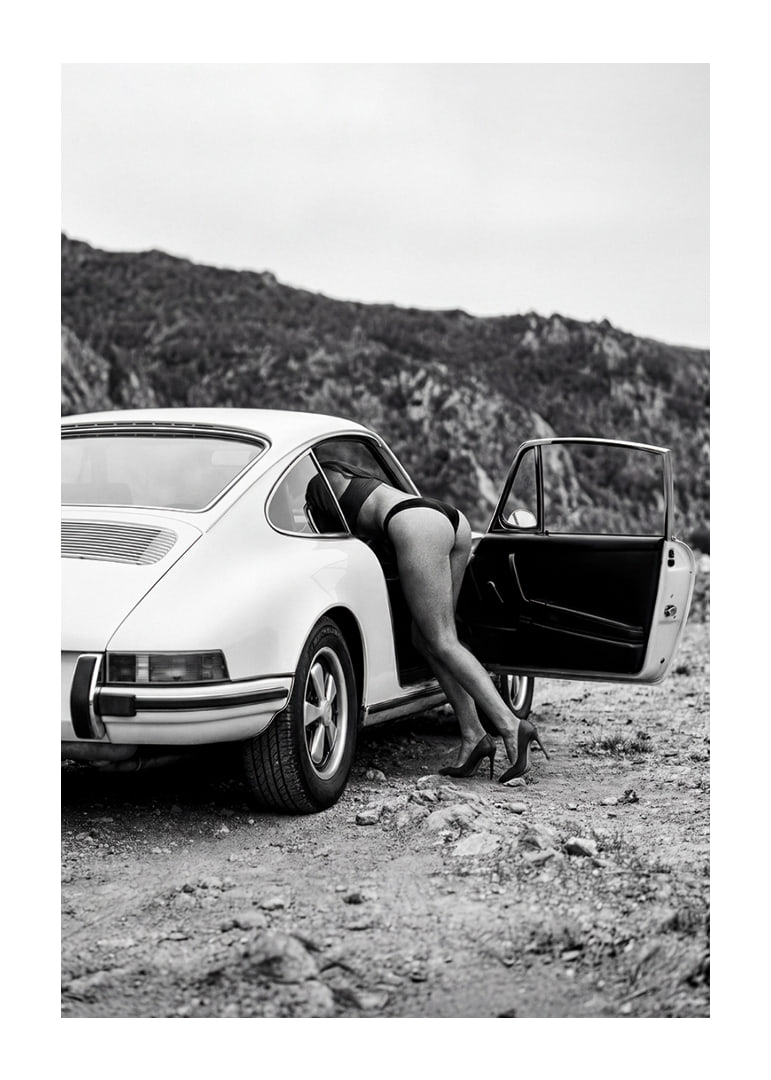En elegant blandning av bilklassiken Porsche 911 och sofistikerad stil.-12