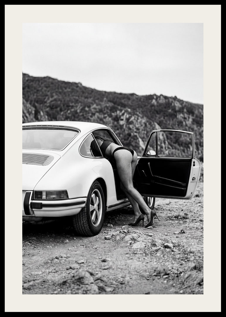En elegant blandning av bilklassiken Porsche 911 och sofistikerad stil.-12