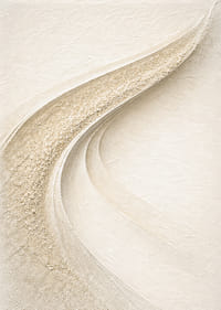 Mjuka böljande linjer i harmonisk sandtonad komposition.-3