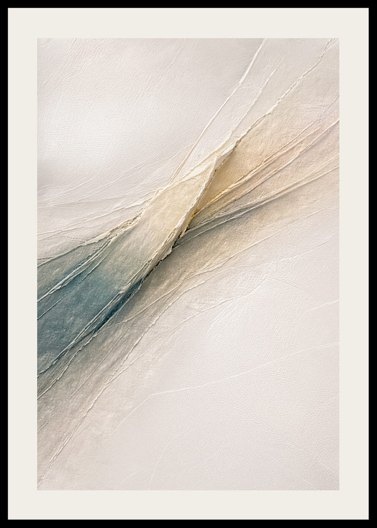 Soft color shifts create a calming harmony.-12