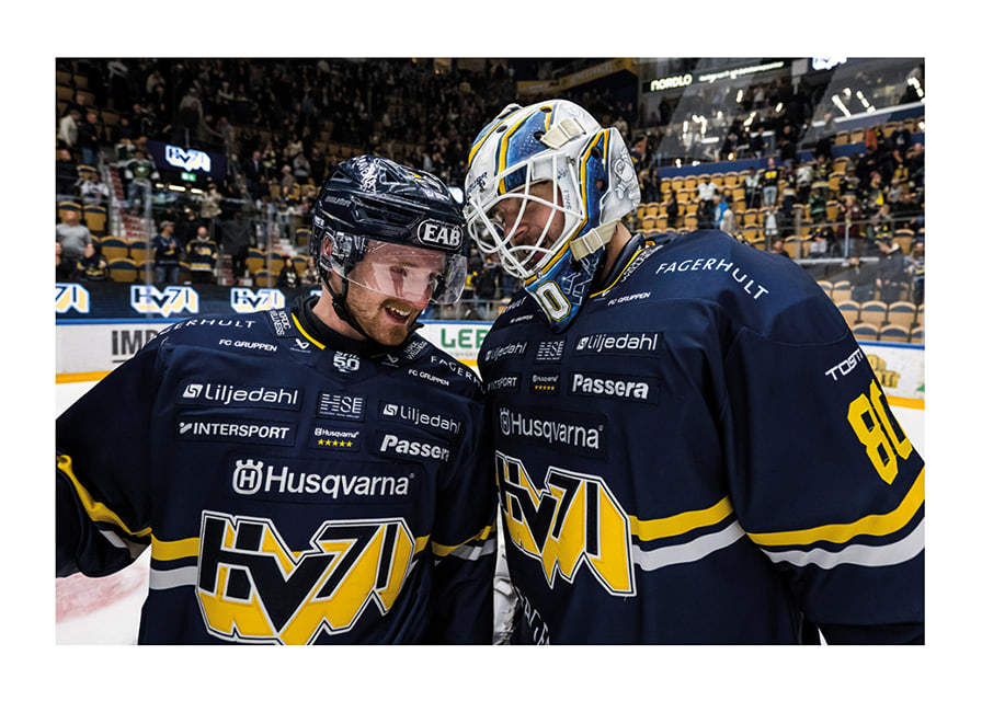Riley Woods och Frederik Dichow HV71 2025-12