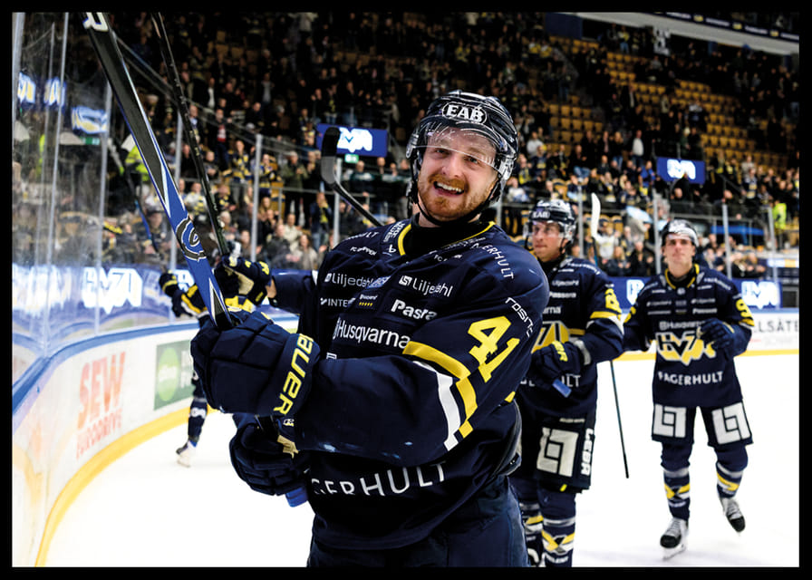 Riley Woods HV71 2025-12