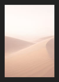 Myke, rosa sanddyner skaper en drømmeaktig atmosfære.-5