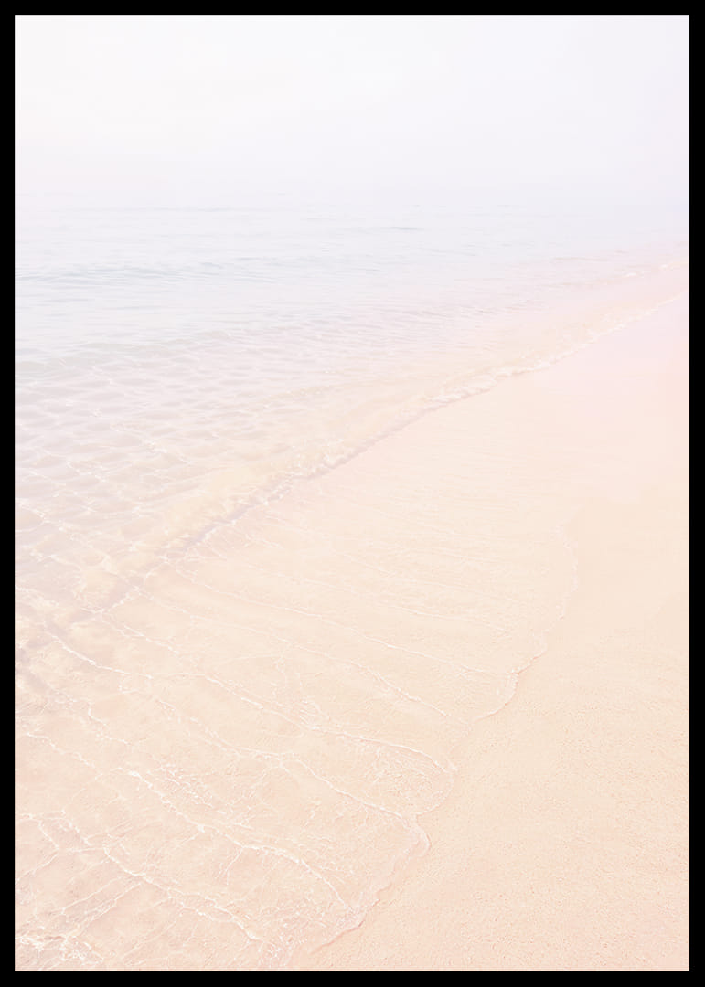 Une plage de rêve aux douces teintes pastel qui inspirent le calme.-12