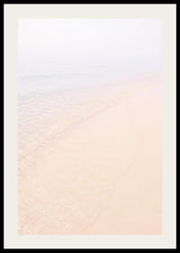 Une plage de rêve aux douces teintes pastel qui inspirent le calme.-2