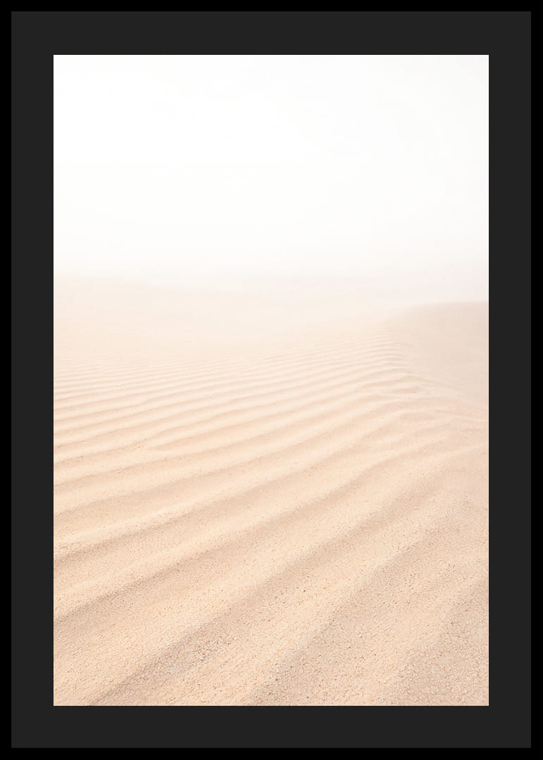 Le sable fin se mêle à l'horizon brumeux et crée une atmosphère de tranquillité.-12