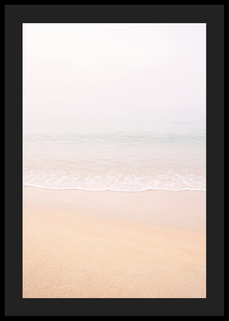 Des plages aux teintes pastel douces se fondent dans un horizon paisible.-12
