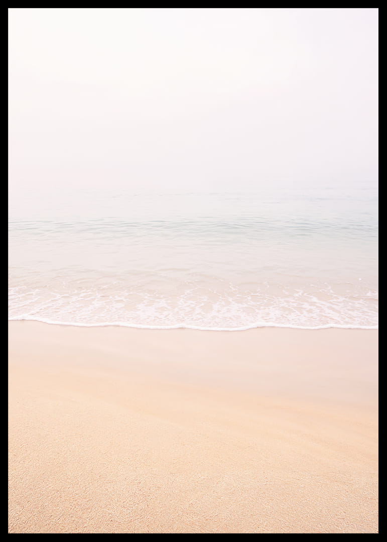 Des plages aux teintes pastel douces se fondent dans un horizon paisible.-12