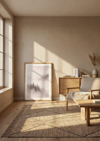 Les sapins enveloppés de brume créent une atmosphère onirique.-8