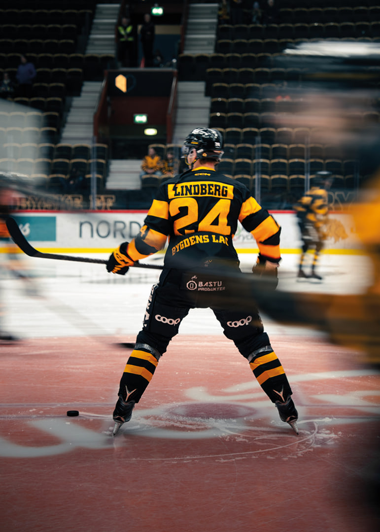 Oscar Lindberg På Isen Skellefteå AIK 2025-12