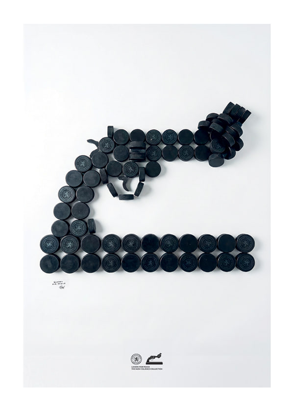 Poster Lakers For Peace Knotted Gun Pucks Non-Violence No2