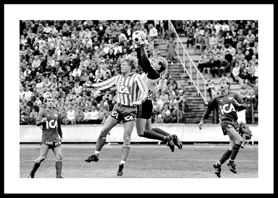 Thomas Ravelli, Andreas Ravelli och Jan “Lill-Damma” Mattsson 1983 Östers IF -12