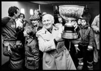 Stig Svensson Med Pokalen 1978 Östers IF No1-8