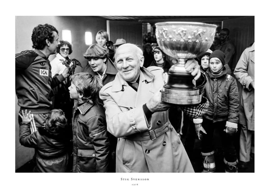 Stig Svensson Med Pokalen 1978 Östers IF No1-12