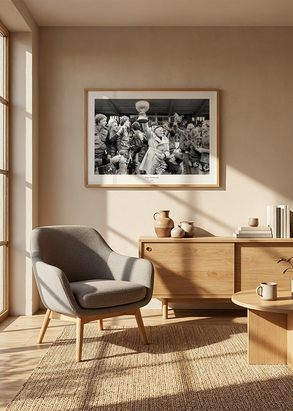 Poster Stig Svensson Med Pokalen 1978 Östers IF No2 crossfade