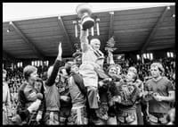 Stig Svensson Med Pokalen 1978 Östers IF No3-8