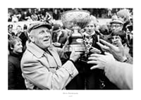 Stig Svensson Med Pokalen 1978 Östers IF No4-1