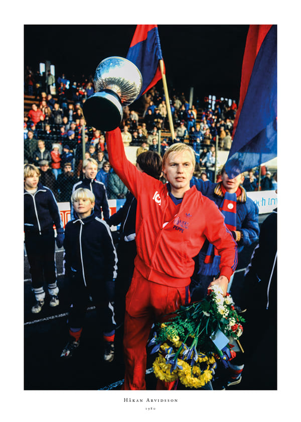 Poster Håkan Arvidsson Med Pokalen 1980 Östers IF 