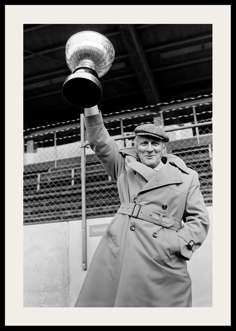  Stig Svensson Lyfter Pokalen 1980 Östers IF -12