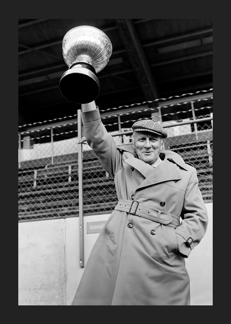  Stig Svensson Lyfter Pokalen 1980 Östers IF -12